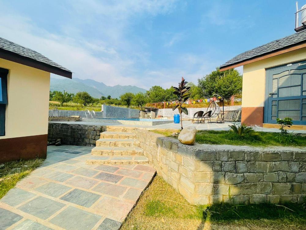 samyati valley retreat