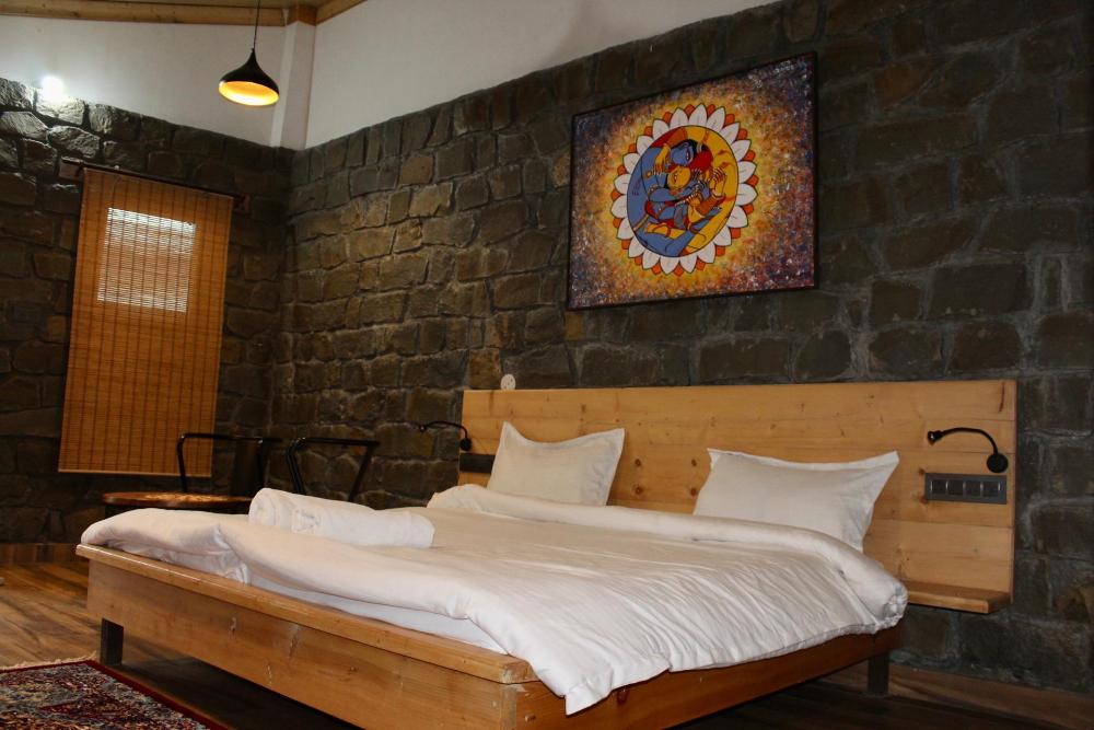 samyati valley retreat