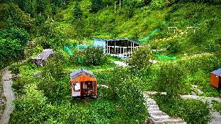 glass cabins and cafe by urban monk