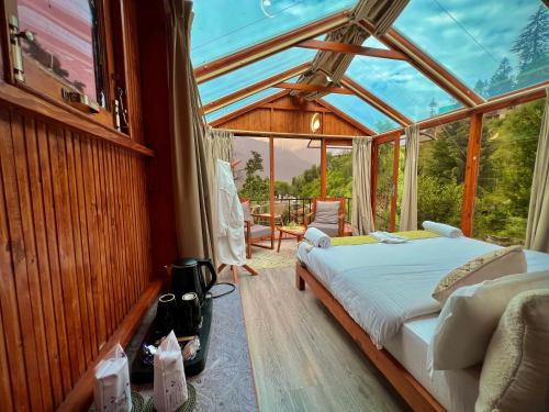 glass cabins and cafe by urban monk