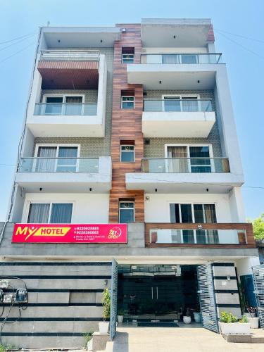 my hotel sector 23 near yashobhoomi dwarka