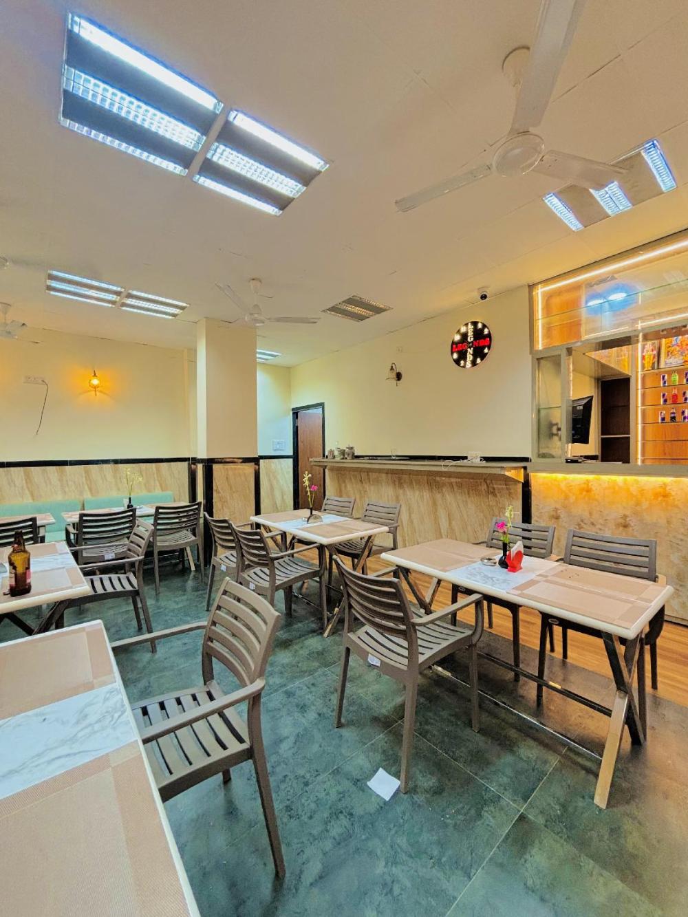 hotel legends chhatrapati sambhajinagar aurangabad