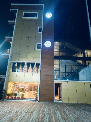 sarojini garden hotel and restaurant
