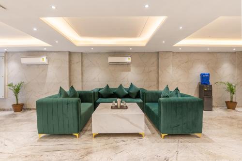 hotel aavaas