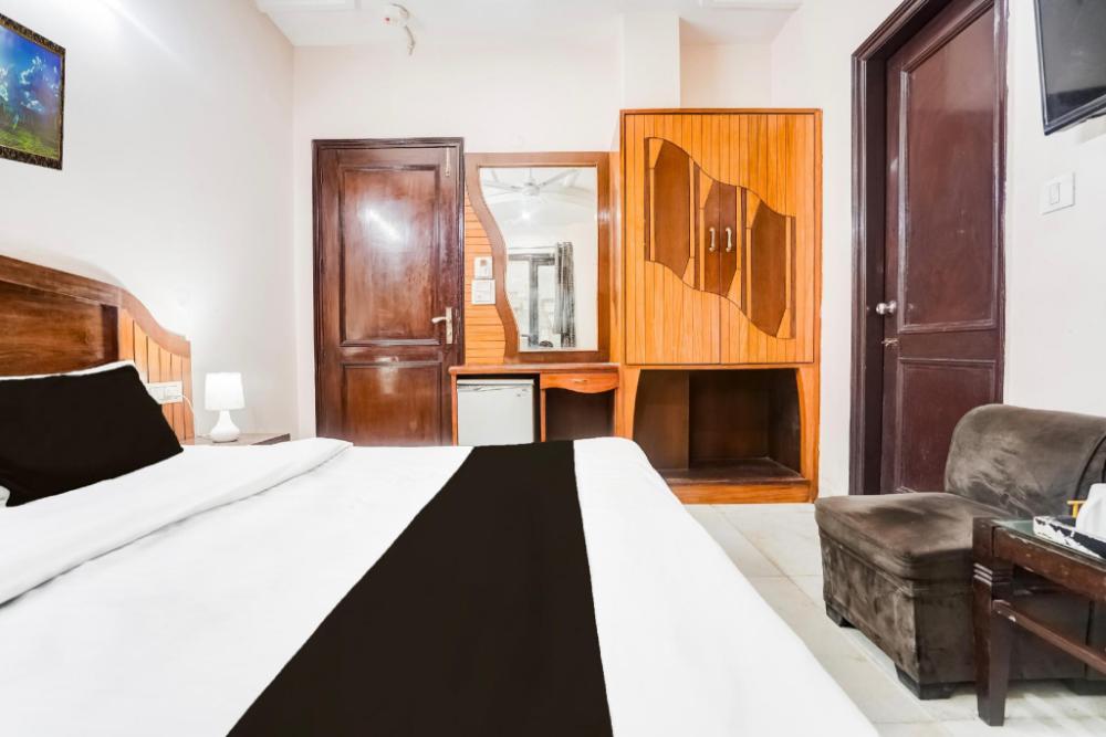super hotel o de gold karol bagh