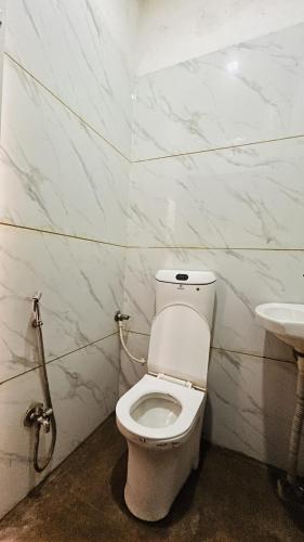 hotel amrit shree