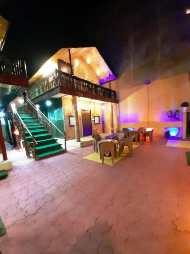 hotel arcadia plutus