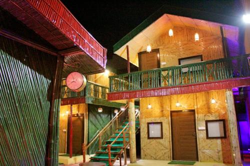 hotel arcadia plutus