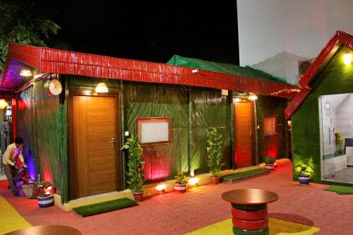 hotel arcadia plutus