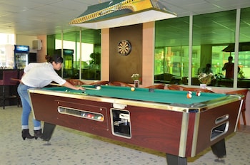 pars international hotel