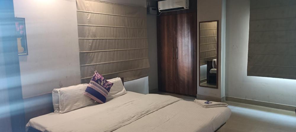 nirvana lodge by roh