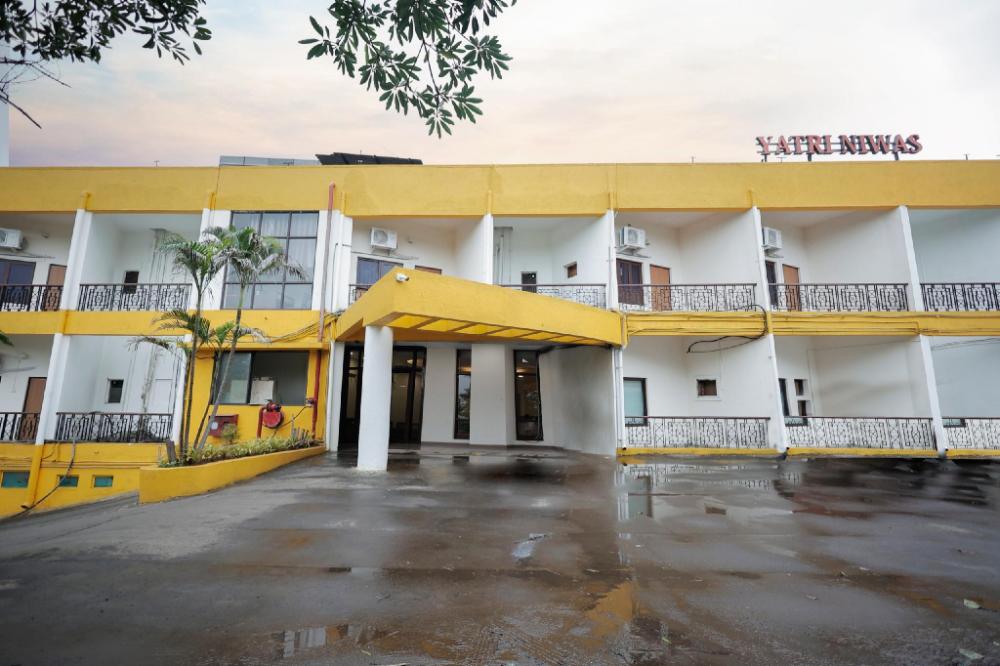 yatri niwas managed by hotel suraj inn