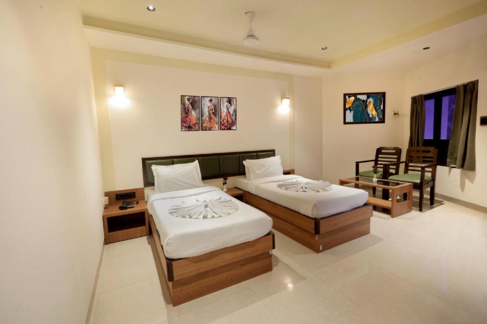 yatri niwas managed by hotel suraj inn