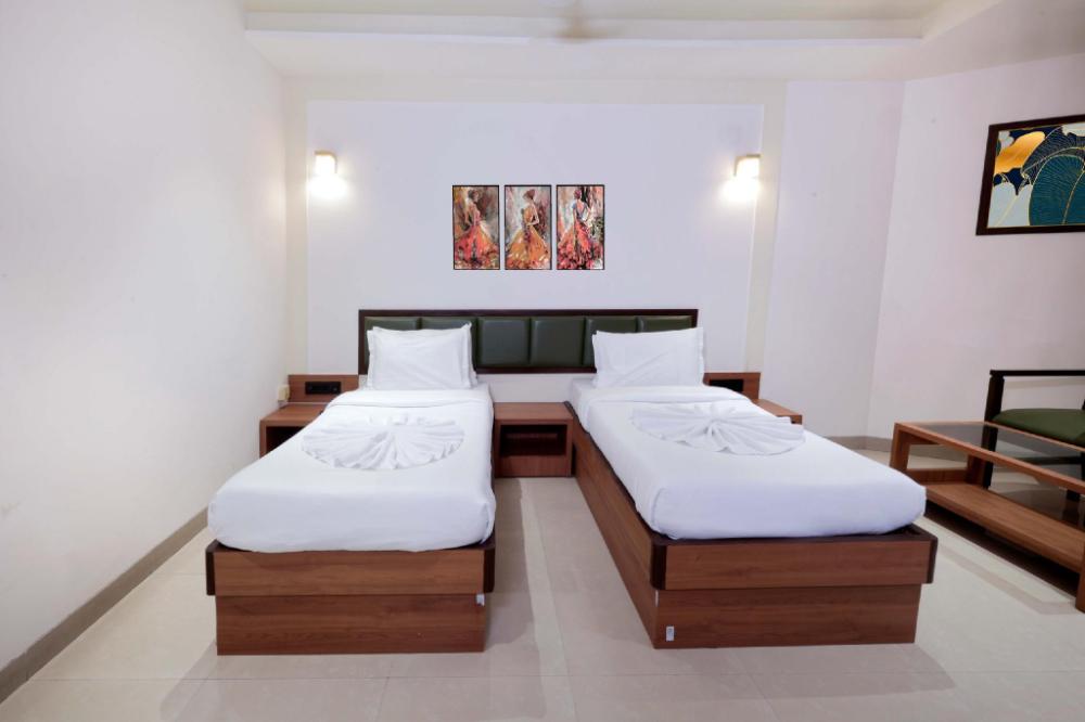 yatri niwas managed by hotel suraj inn