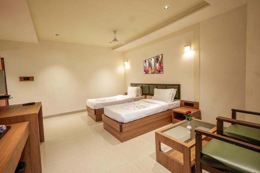 yatri niwas managed by hotel suraj inn