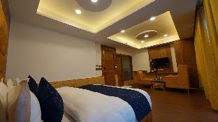 hotel mountain majesty unit of chambyals retreat