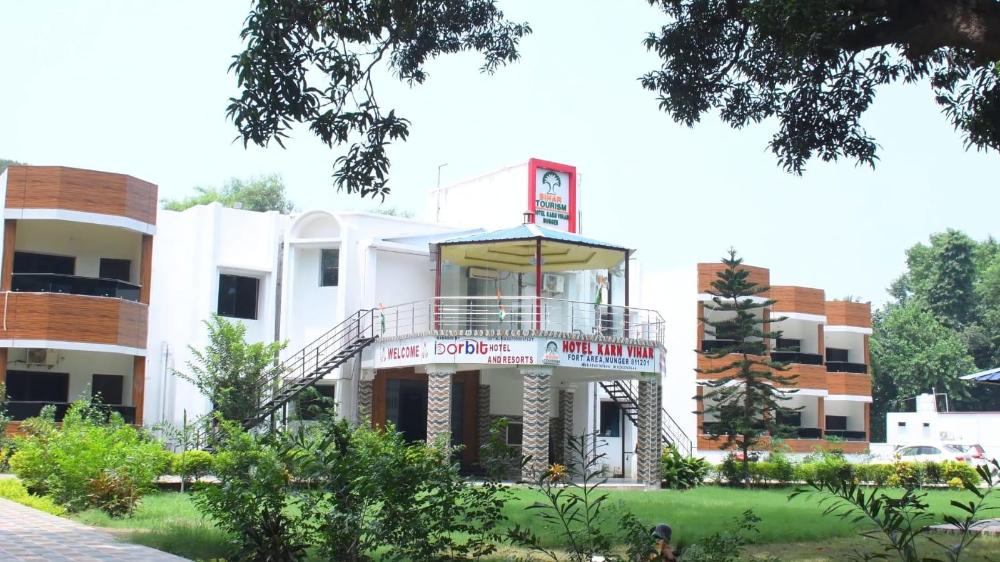 hotel karn vihar