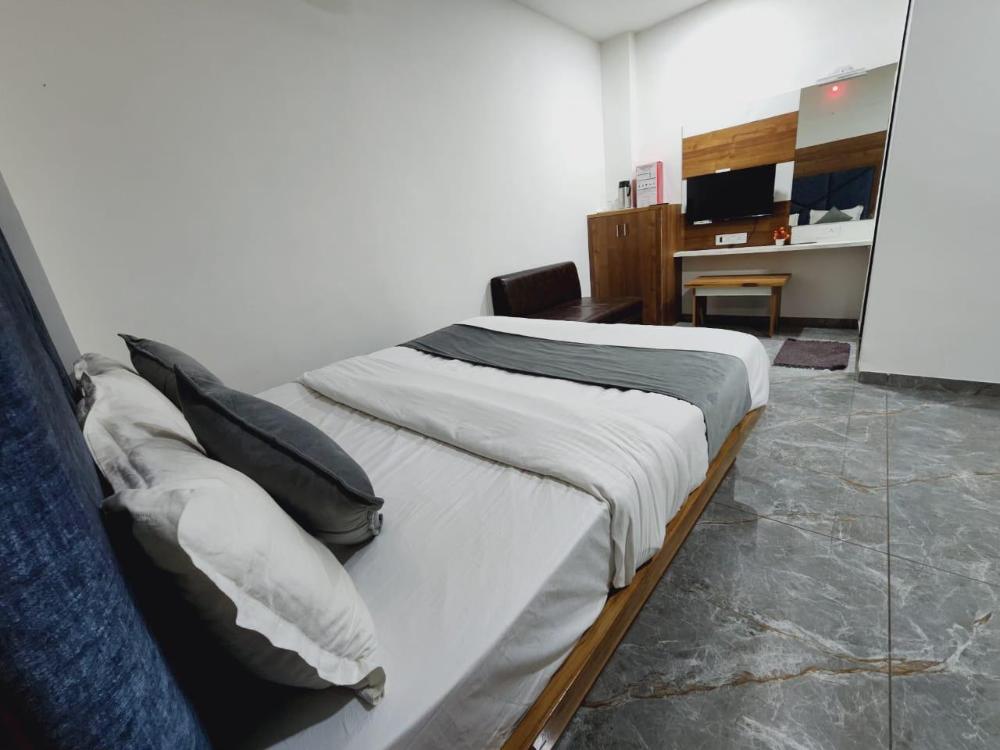 hotel madhur