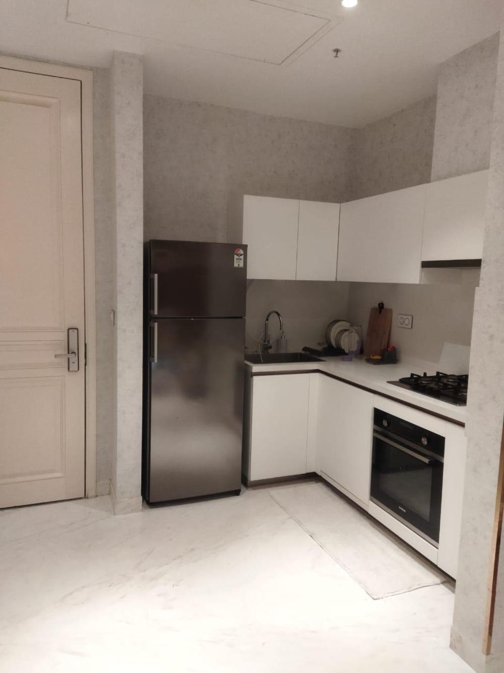luxury studio apartment attached to leela hotel