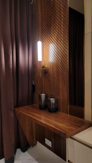 luxury studio apartment attached to leela hotel