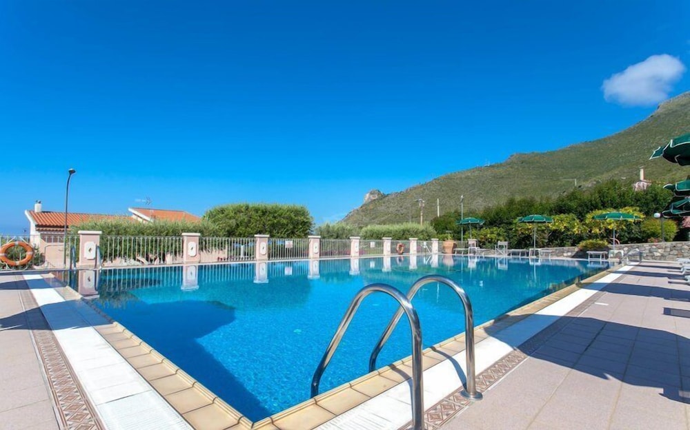 hotel ristorante borgo la tana