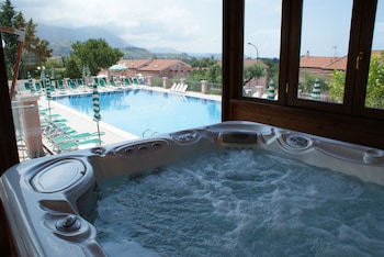 hotel ristorante borgo la tana