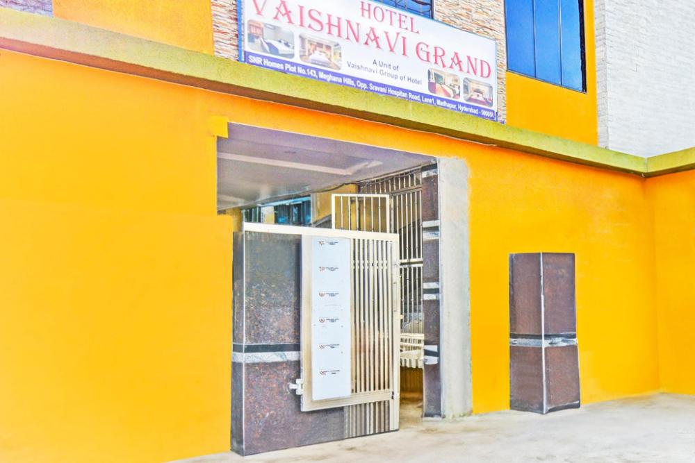 hotel o vaishnavi grand