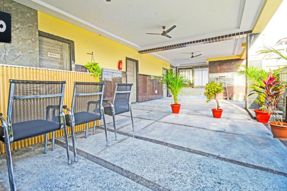 hotel o vaishnavi grand