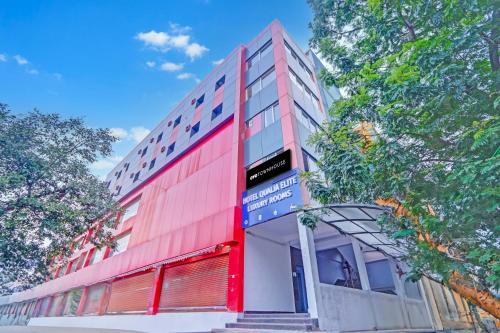 super townhouse qualia elite s r nagar