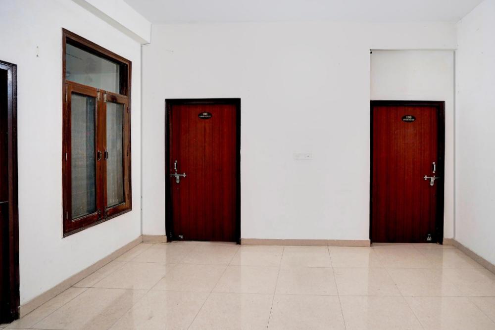 hotel o tree view residency