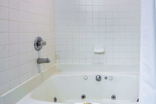 quality inn and suites