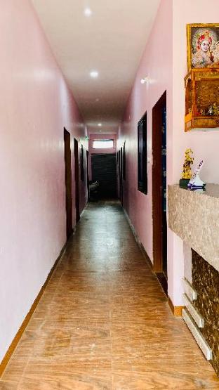mandu home stay