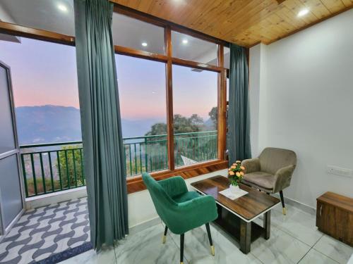 pristine edge kasauli