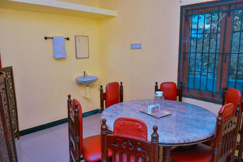 coralshelters pykara