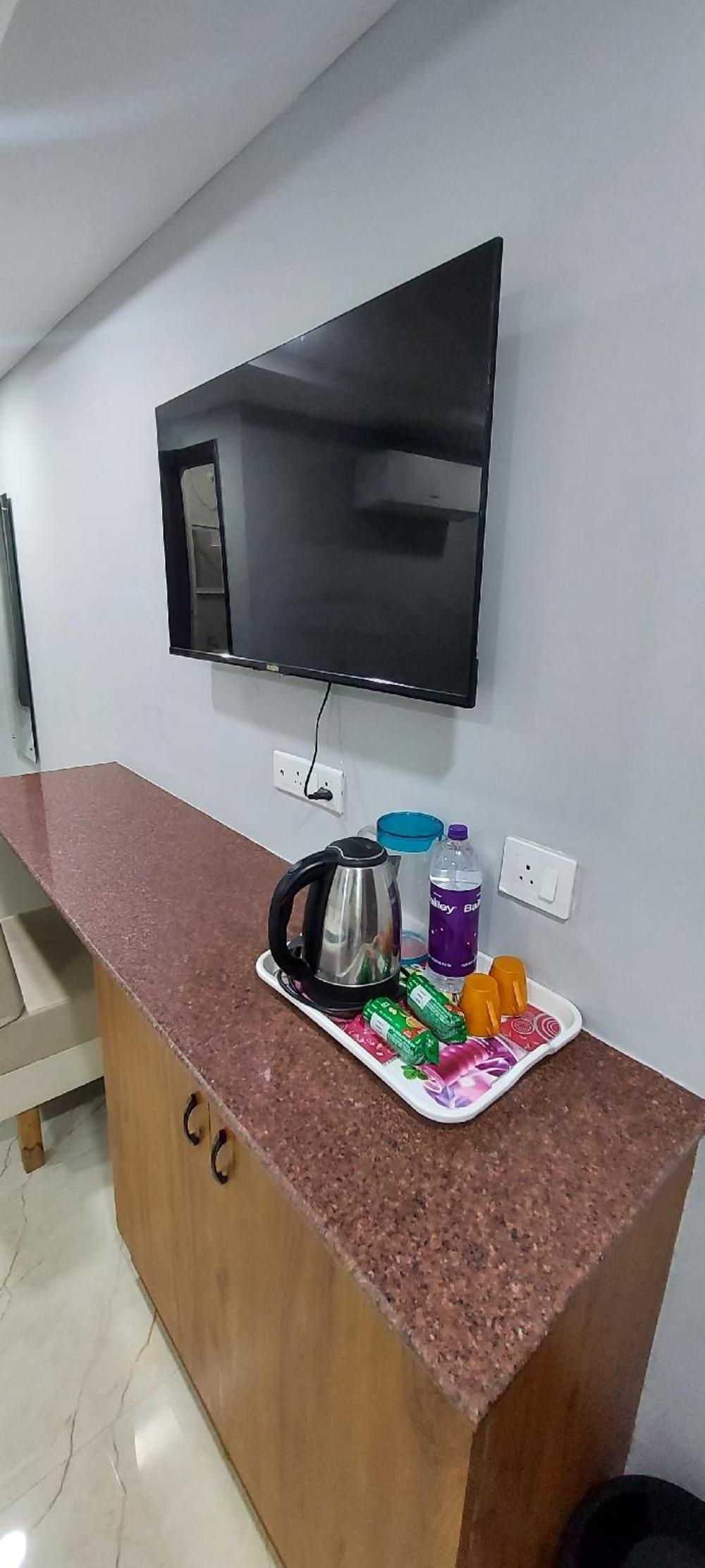 golden premier hotel near sr nagar
