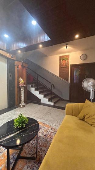 aradhya comforts mg road