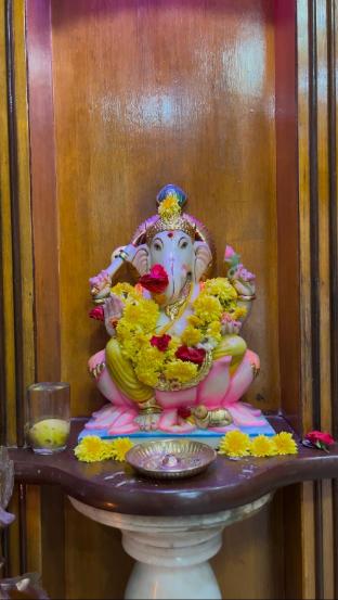 aradhya comforts mg road