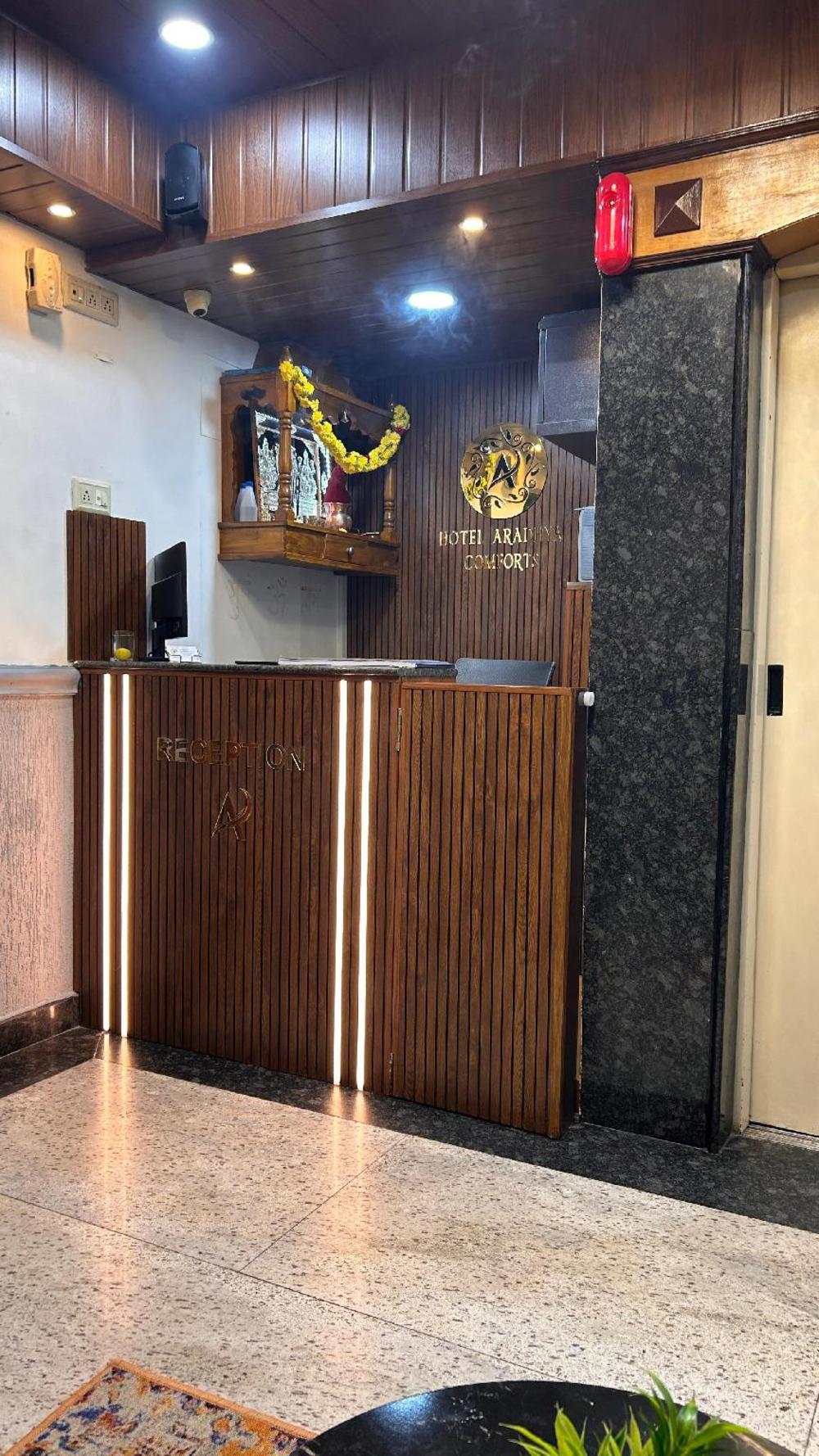 aradhya comforts mg road