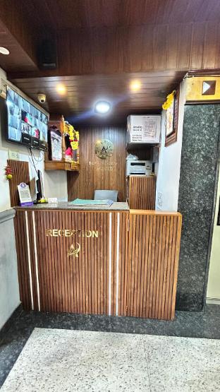 aradhya comforts mg road