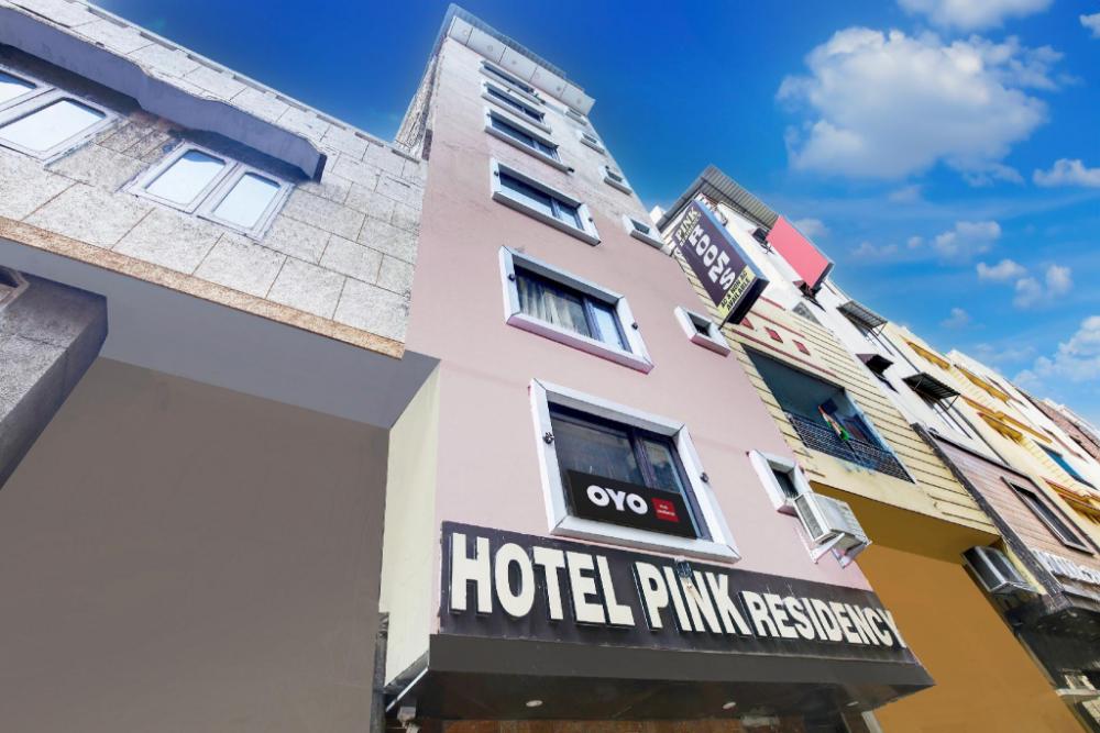 hotel o pink residency