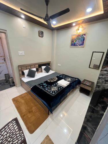 hotel o shiv balaji guest house