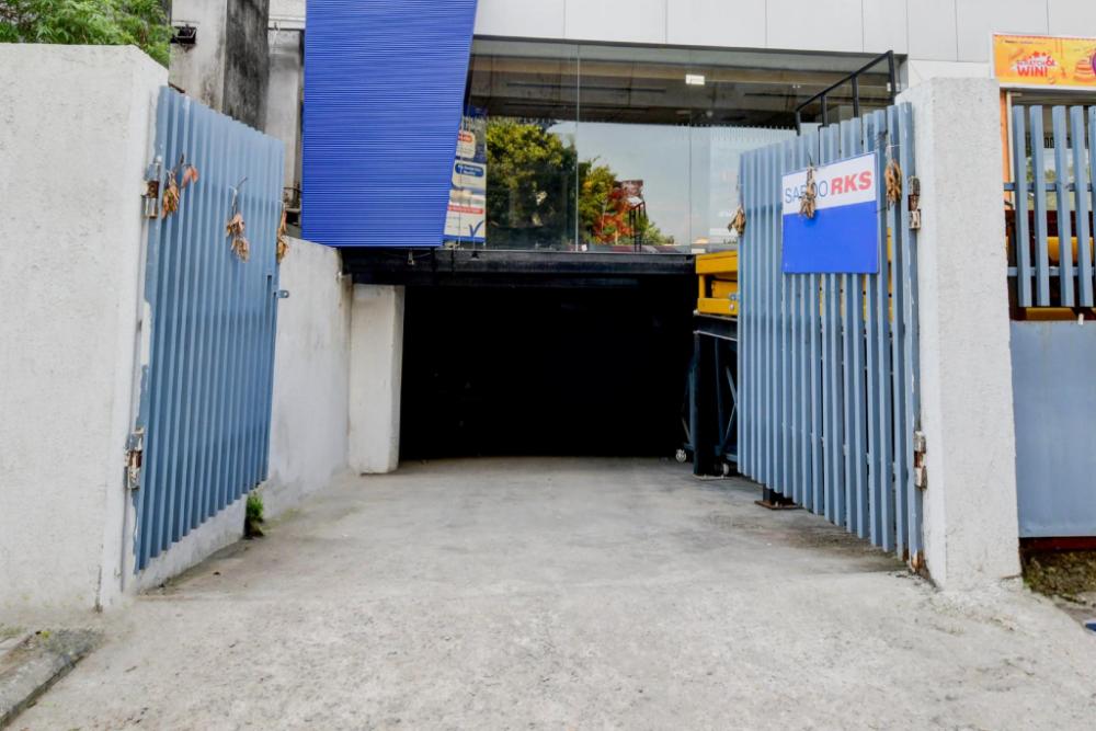 super hotel srh luxury rooms near rail nilayam ncl