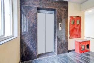 super hotel srh luxury rooms near rail nilayam ncl