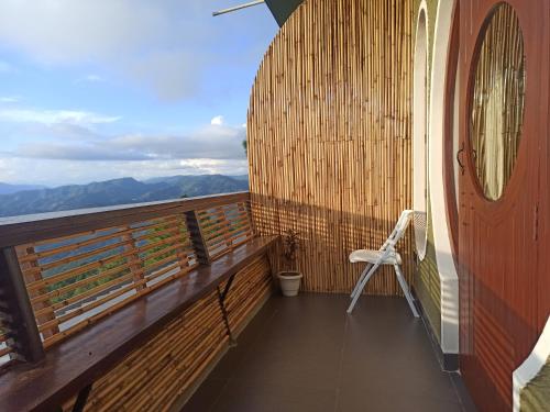 himalayan hobbit house