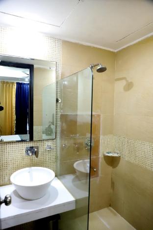 posh suites golf course road