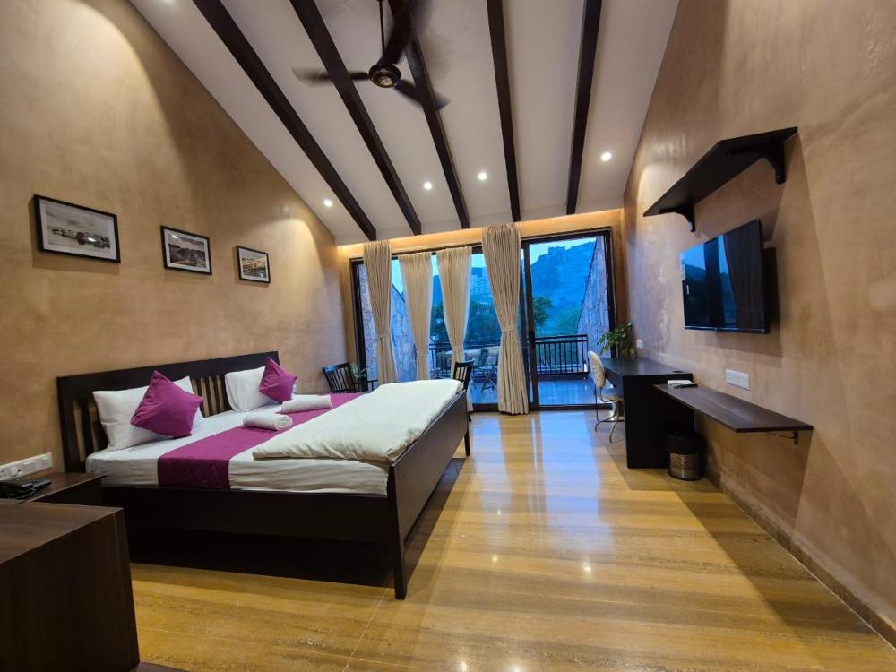 umber tree a nature side heaven resort