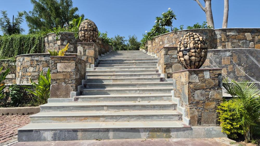 umber tree a nature side heaven resort