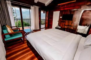 hilltop munnar by fracspace