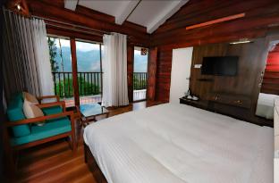 hilltop munnar by fracspace