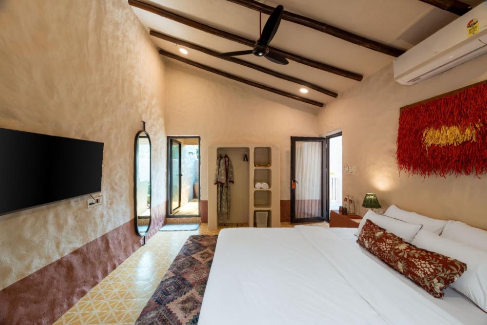 altr nativ morjim goa